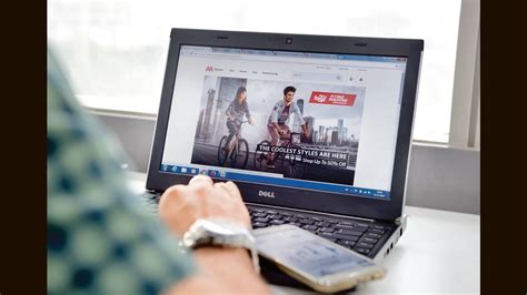 Myntra expects to draw 6 million shoppers during festive season .